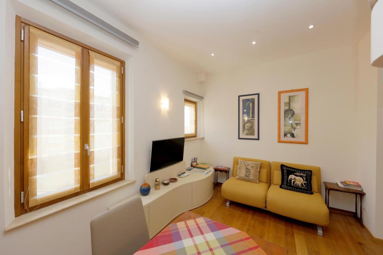 Siena Uptown - Sabrina'S Cozy Apartment מראה חיצוני תמונה
