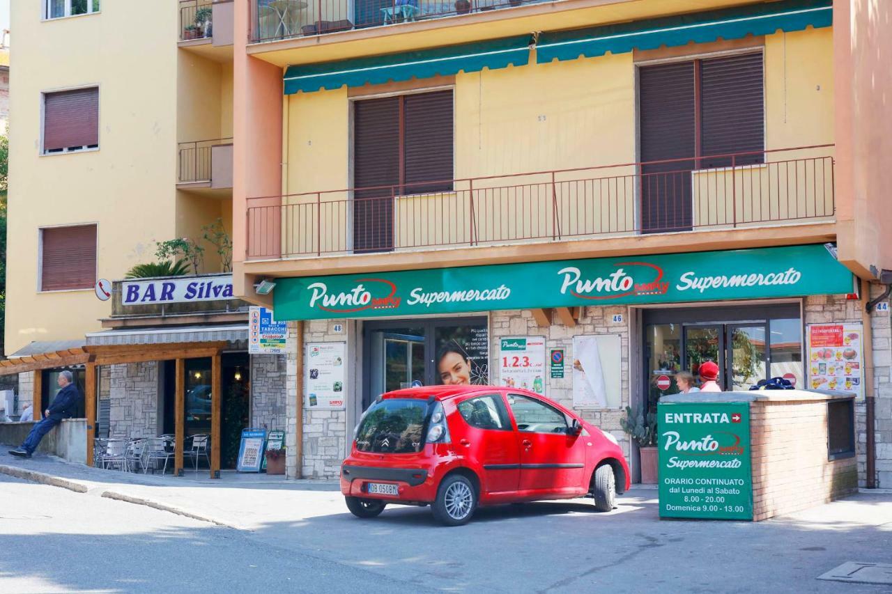 Siena Uptown - Sabrina'S Cozy Apartment מראה חיצוני תמונה