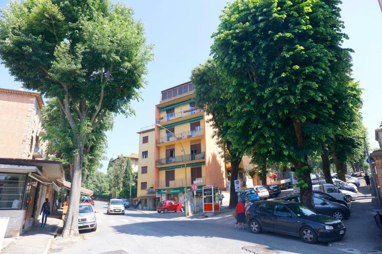 Siena Uptown - Sabrina'S Cozy Apartment מראה חיצוני תמונה